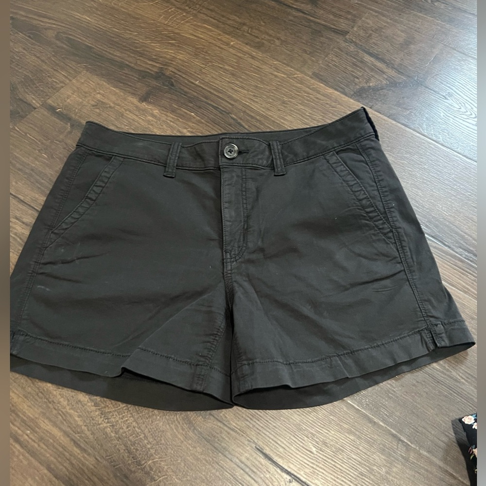 American Eagle super stretch women’s shorts size 6